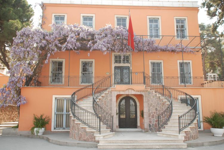 Atatürk'ün Resmi Nikahının Kıyıldığı Uşakizade Köşkü (Restorasyon Sonrası)