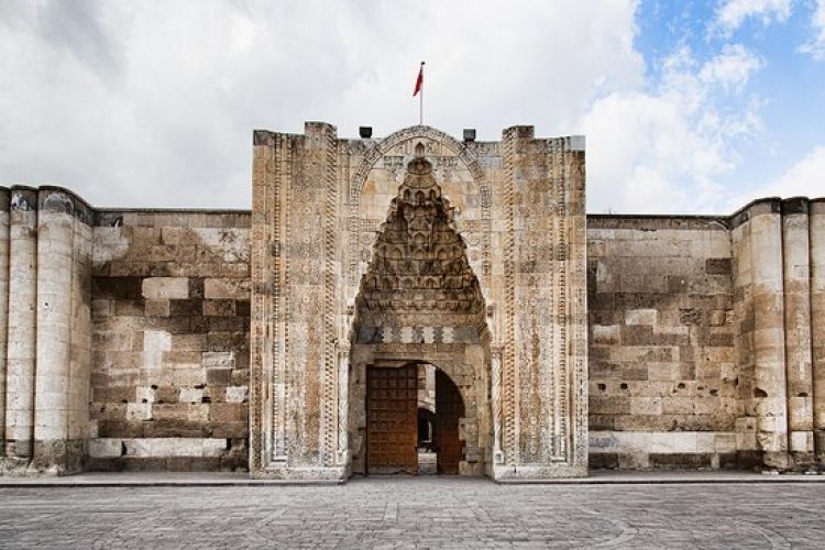 Sultanhanı Kervansarayı